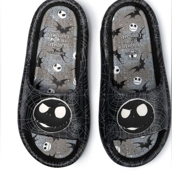 Nightmare Before Christmas Men’s Slide Sandals main image 6
